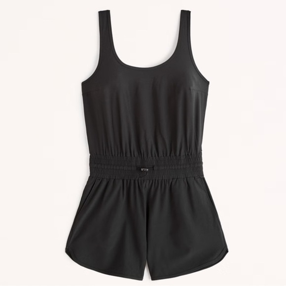 Abercrombie & Fitch Black Top - Picture 4 of 8